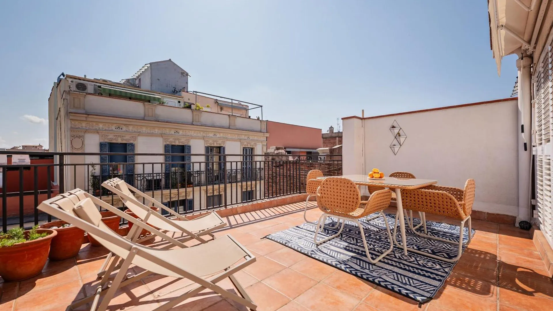 Sweett - Atic Gracia Apartment Barcelona 0*,  Spain